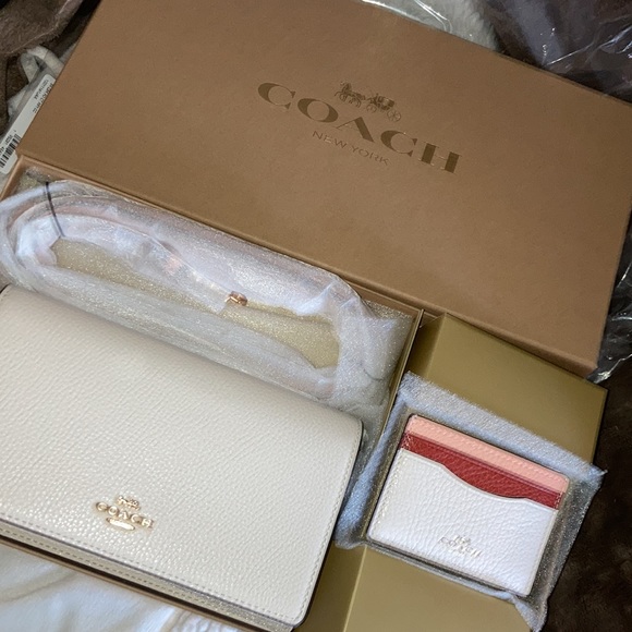 COPY - 💕Coach gift box set 💕 - Picture 11 of 15